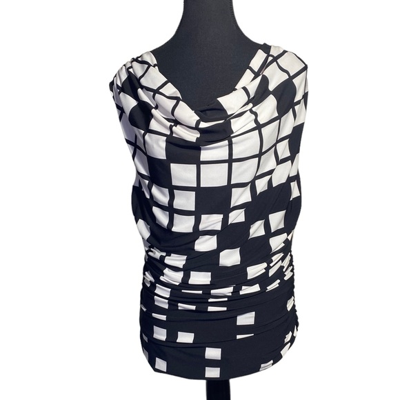 Joseph Ribkoff Tops - NWT Joseph Ribkoff Sleeveless Geometric Black White Shirt Women’s 12
